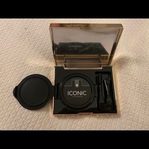 Iconic London Eyebrow Cushion
